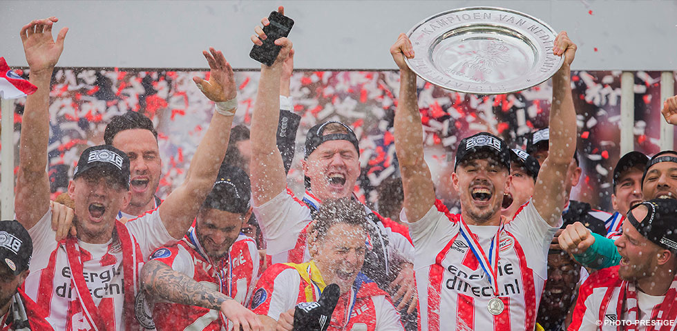 PSV VOOR 24E KEER KAMPIOEN VAN NEDERLAND